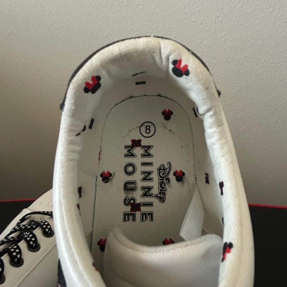 Disney Minnie Mouse Sneakers with Black Laces - Picture 5 of 5